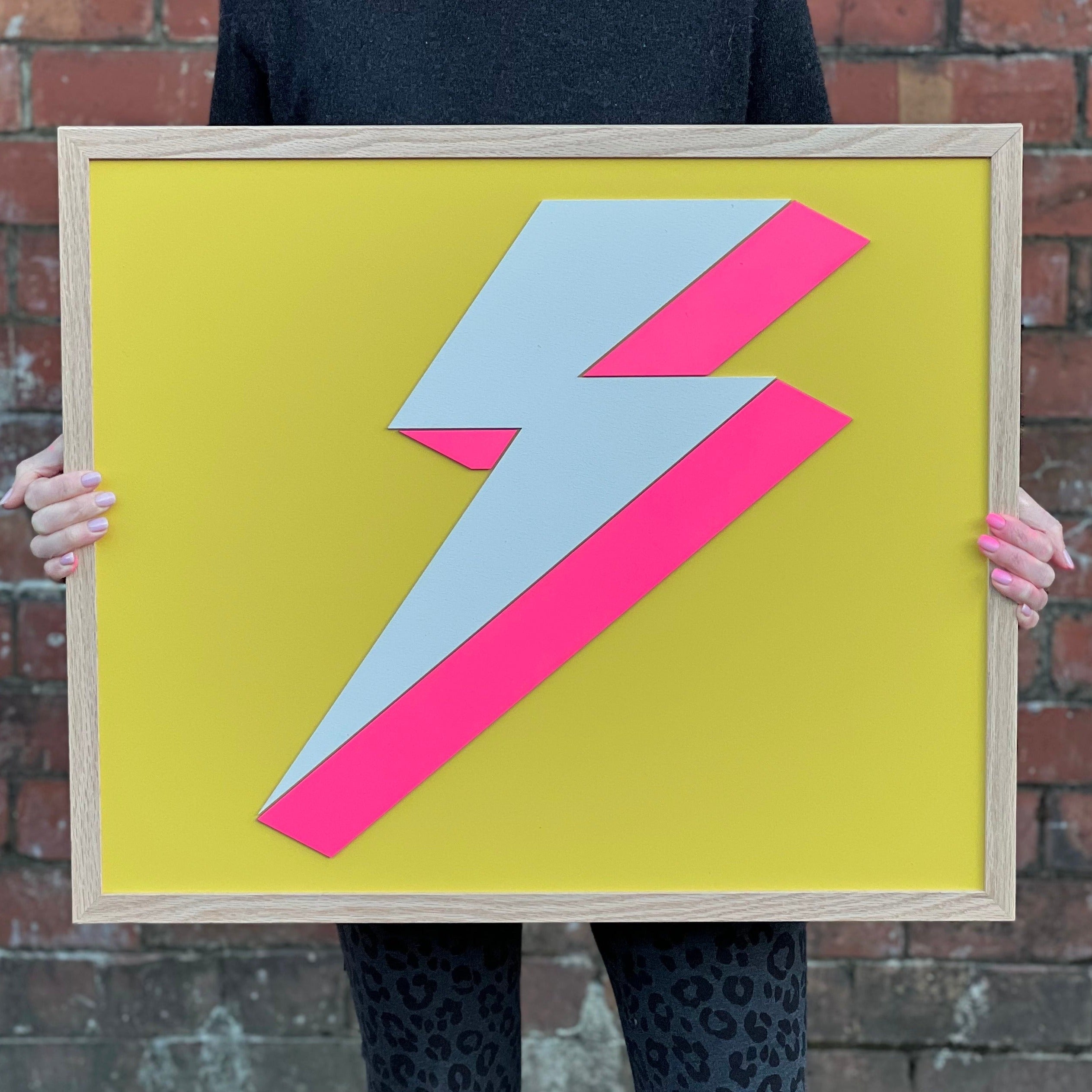 Large Painted Flash Sign – Modo Creative