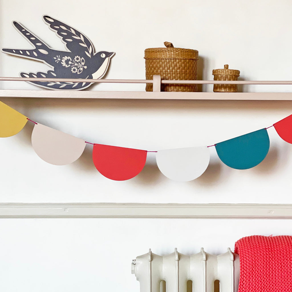 Painted Wooden Scallop Garland